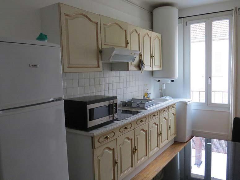 Aparthotel Francois 1Er - 16Eme Vitry-le-François Rum bild